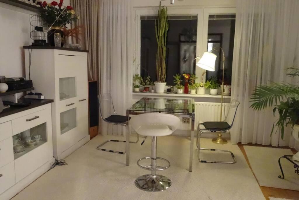 Schoene, Ruhige Wohnung In Berlin-Steglitz エクステリア 写真
