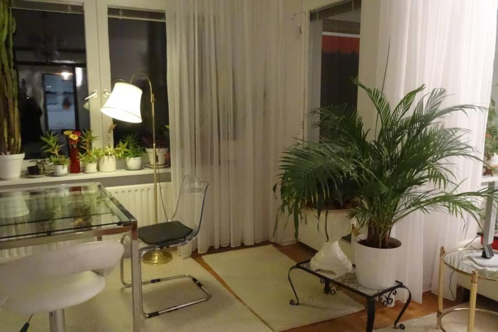 Schoene, Ruhige Wohnung In Berlin-Steglitz エクステリア 写真